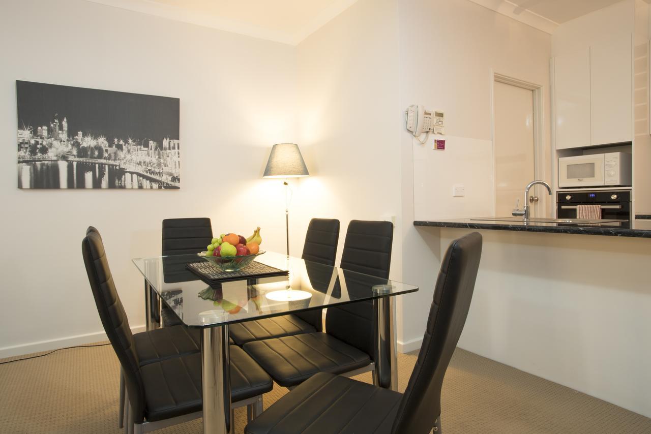 Regal Apartments - Perth — Photos 3